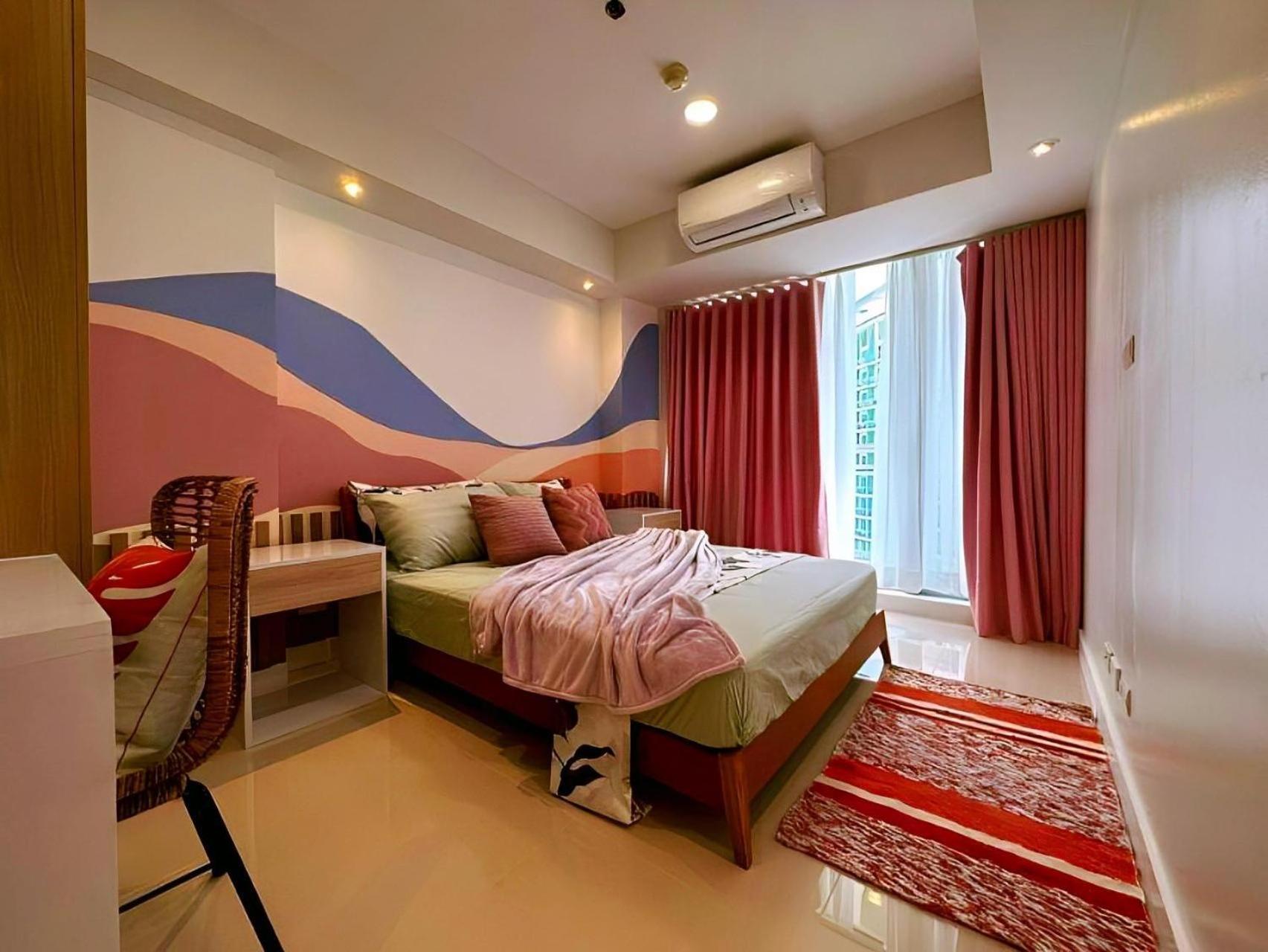 Manila Urban Resort At Azure Экстерьер фото